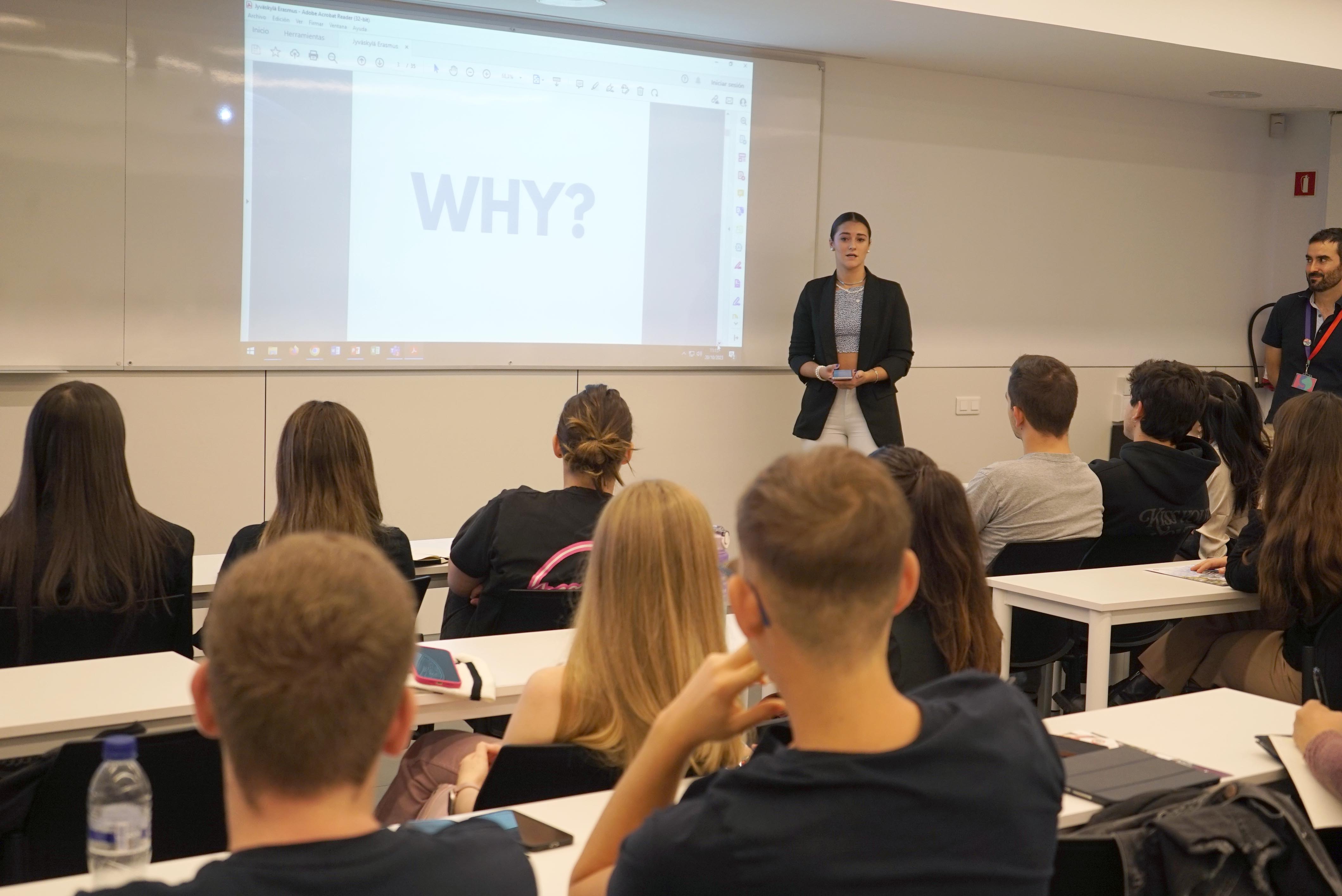 Photography from: 5 ventajas de realizar un intercambio universitario | CETT